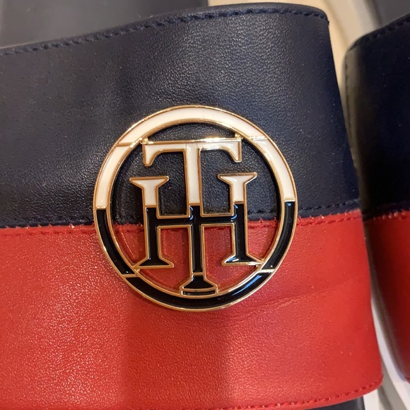 Tommy Hilfiger sandals/slides - Picture 2 of 5